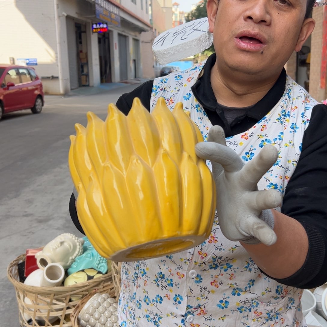 摆件80 号高中低温陶瓷瓶（部分微瑕）