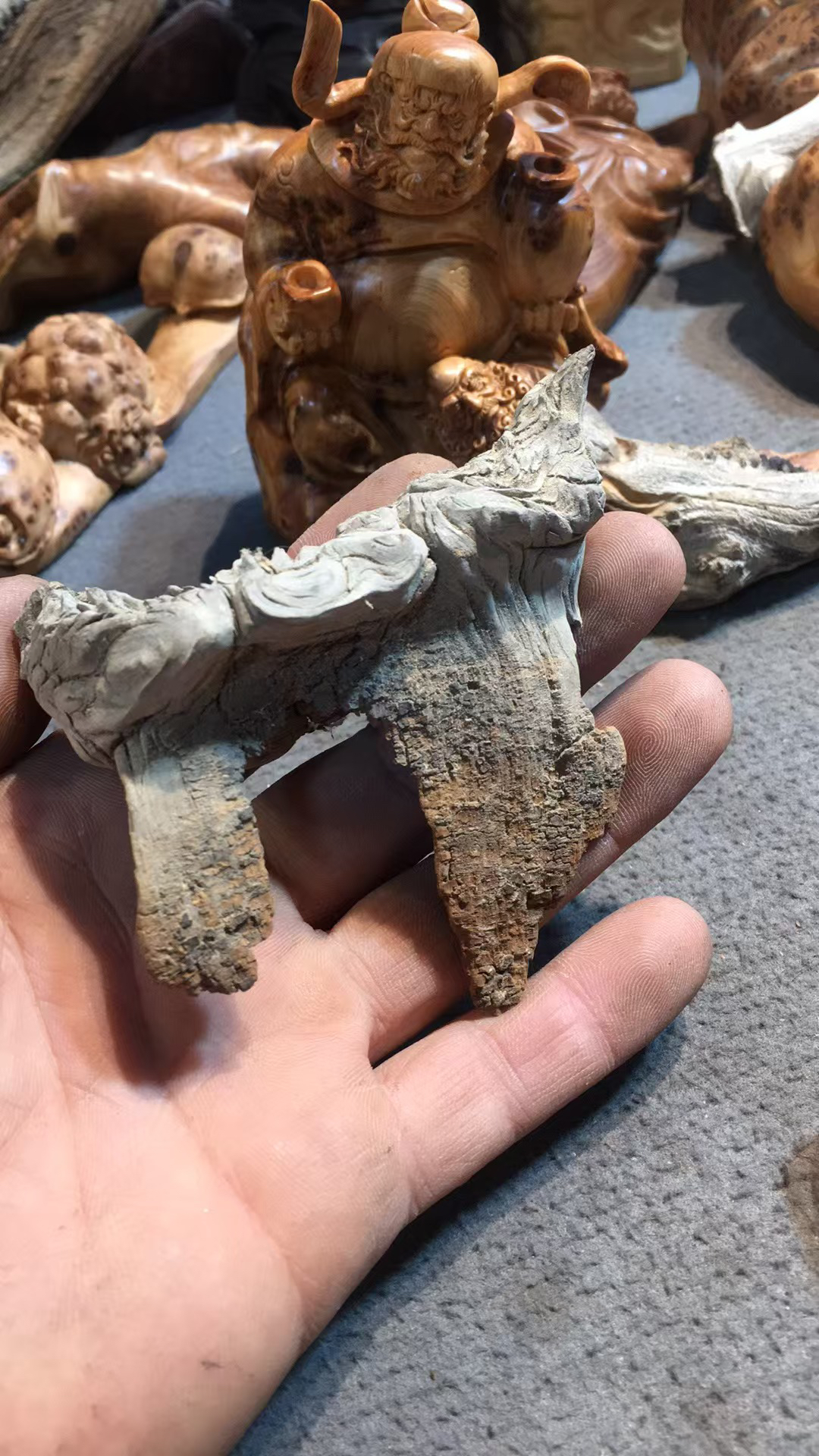 全手工风化老料树桩中式玄关装饰