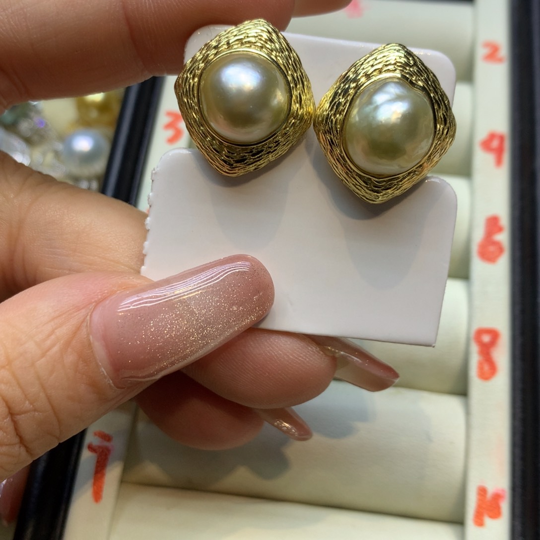 银S925镶嵌耳饰海水珍珠