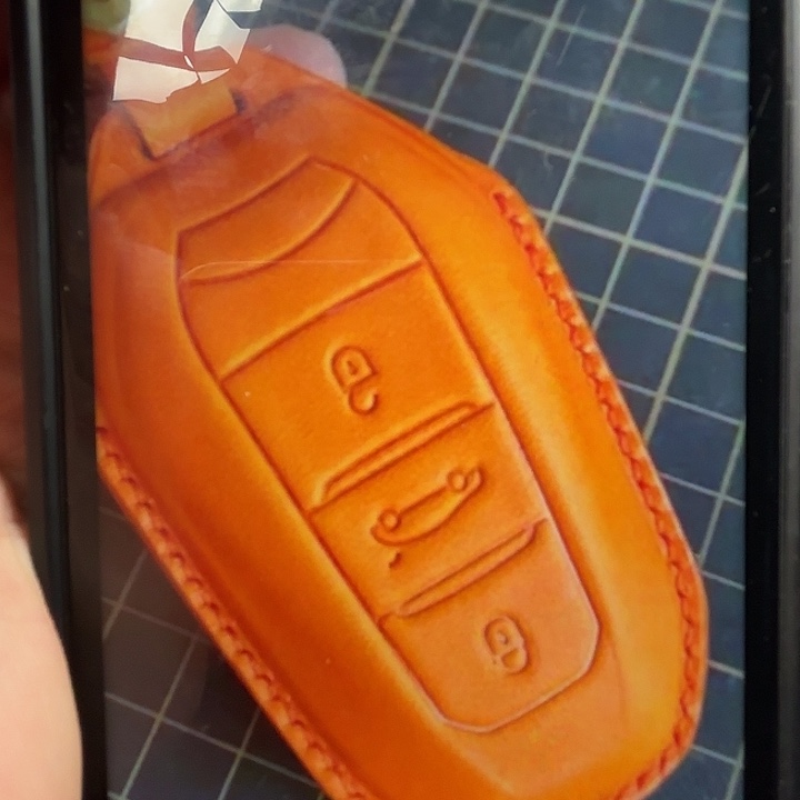 雪铁龙爱马仕橙鳄鱼皮