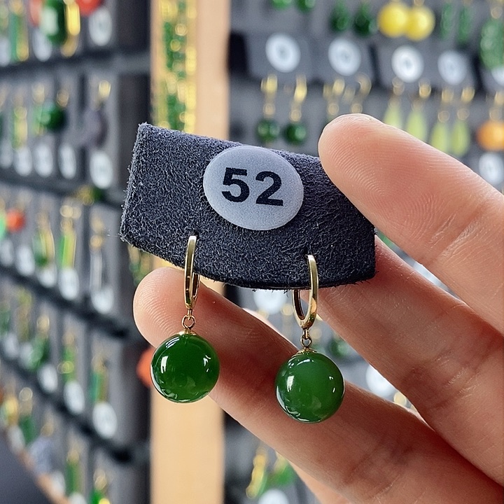 和田玉耳饰18K金镶嵌