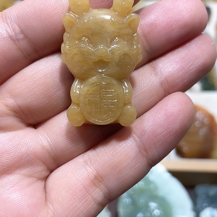 岫玉吊坠(不含链)未镶嵌