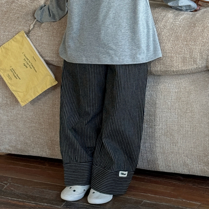 韩版童装男童休闲裤2025春季新款儿童韩系竖条裤时髦休闲裤潮
