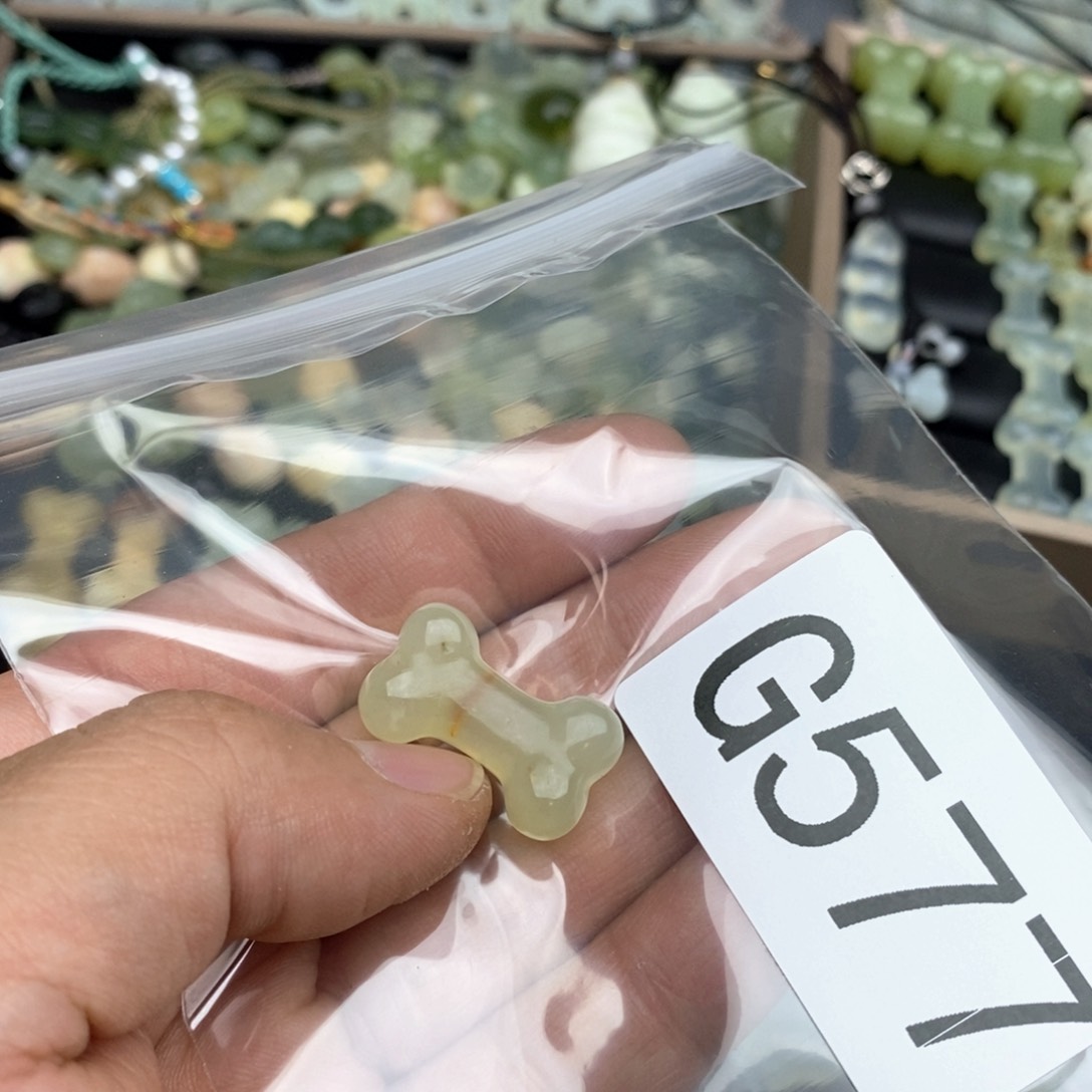 岫玉假一赔十默认微瑕不退不换未镶嵌