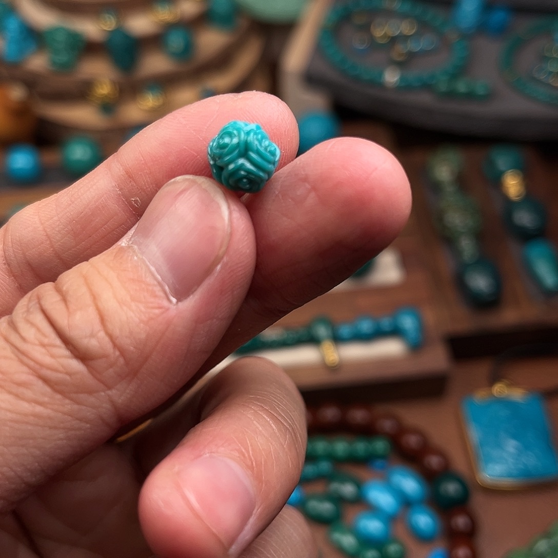 绿松石未镶嵌手串