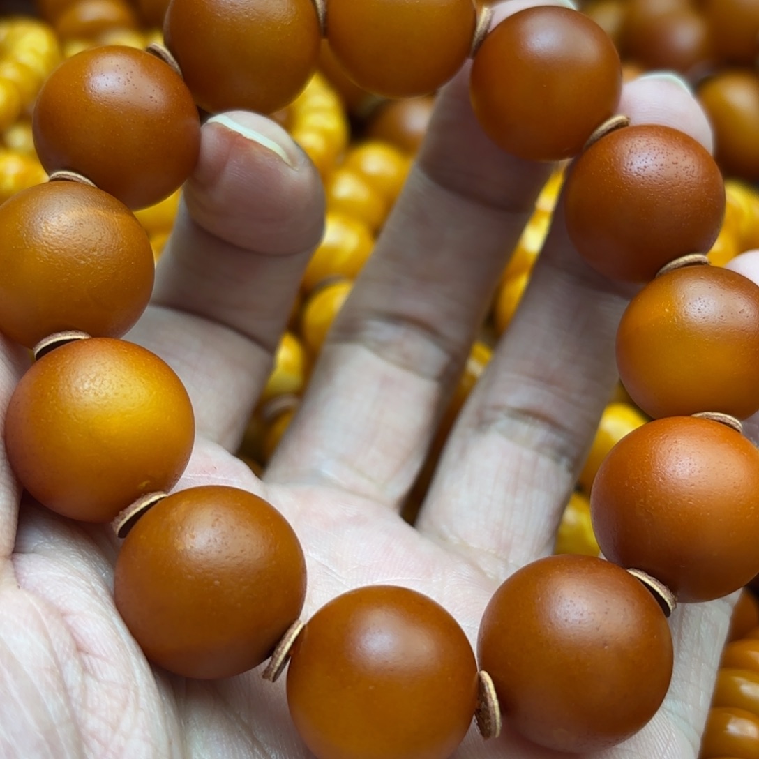 琥珀手链未镶嵌蜜蜡