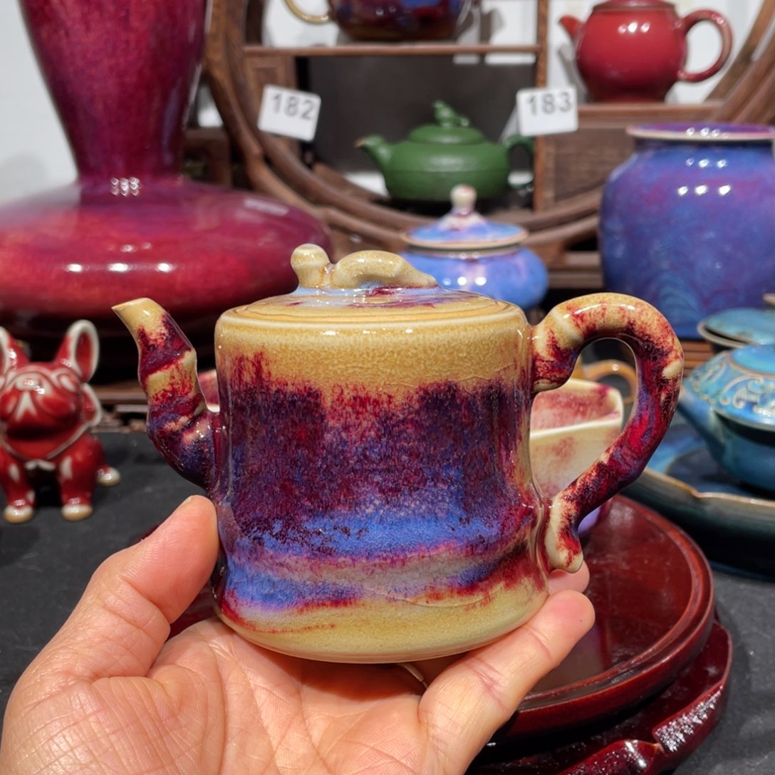 用***9中国神后钧瓷茶器