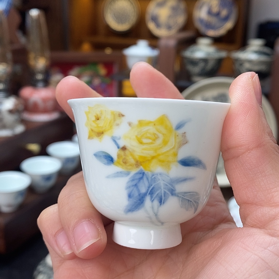 瓷手绘釉下五彩黄玫瑰小单杯