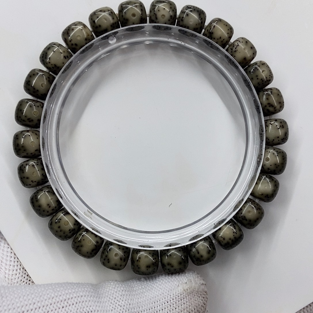 男***范星月菩提手串一图一物9