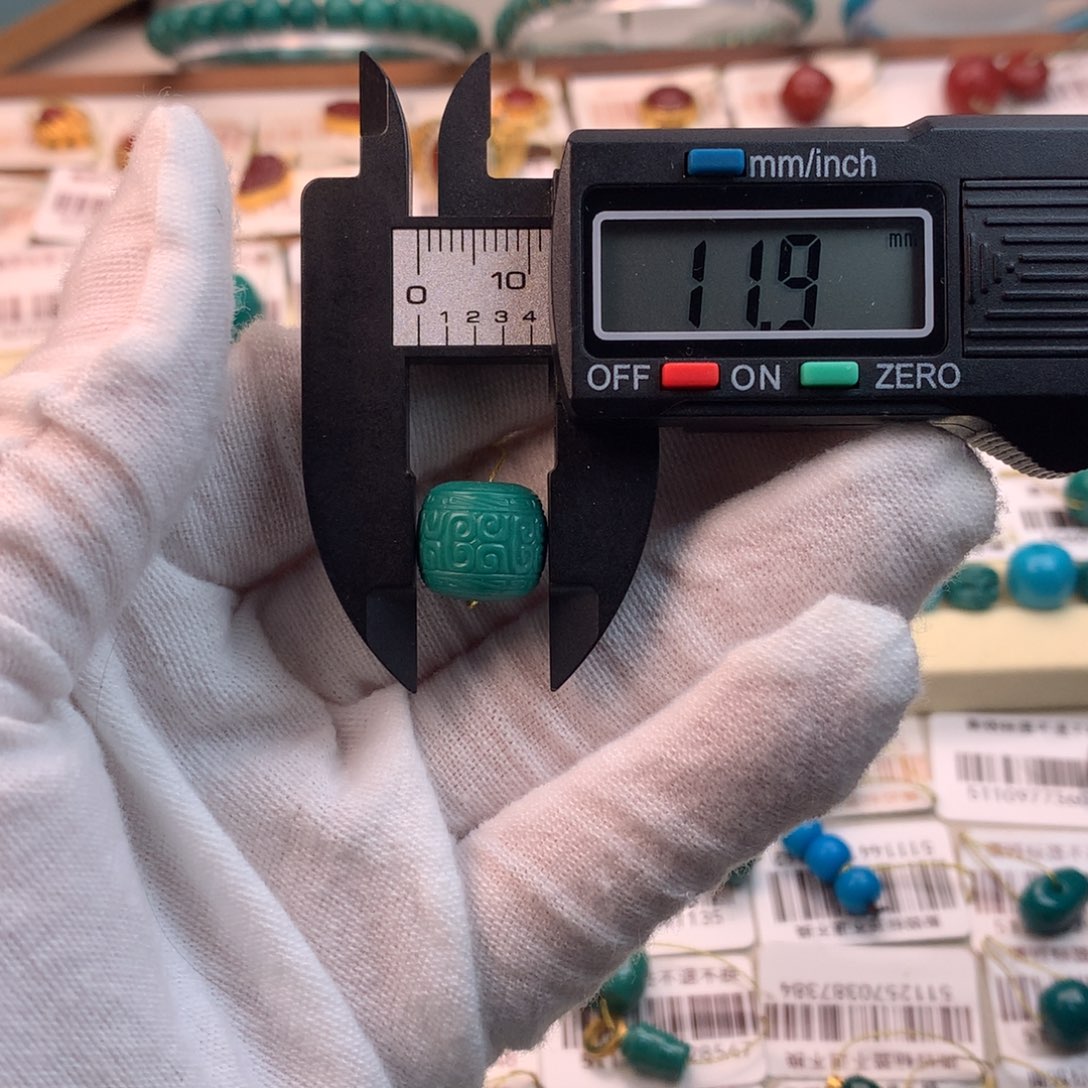 绿松石未镶嵌配饰凡