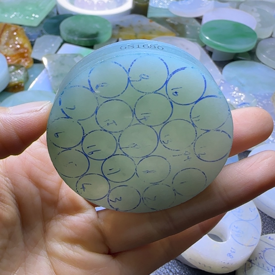 定制翡翠未镶嵌定制