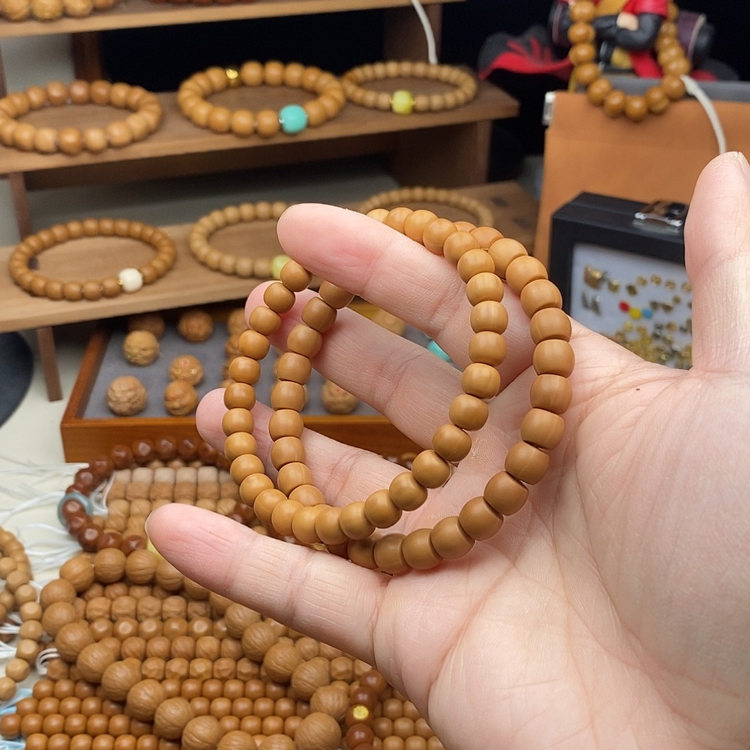 猴头核桃吊坠7.9-8.0老型直切战斗瑕