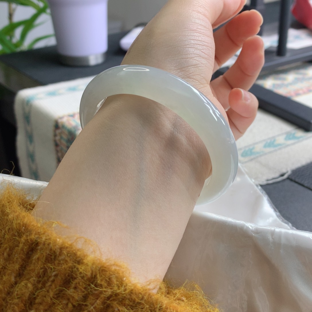 翡翠手镯未镶嵌56➕