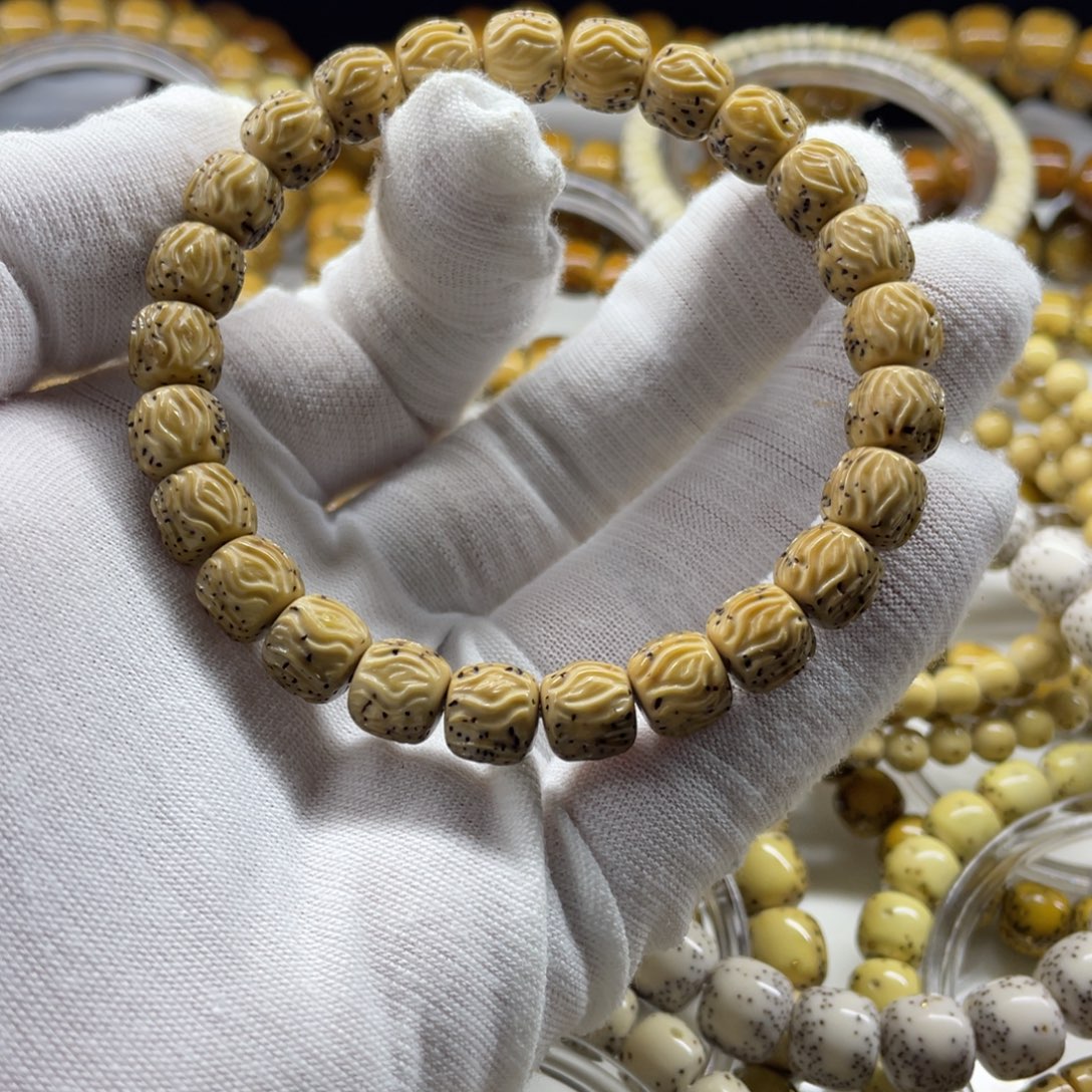 吊坠星月菩提绿背时光龙须9✖️8河豚小细星