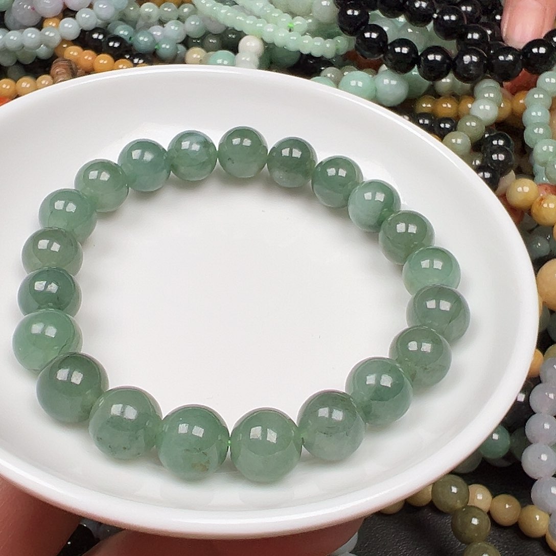 翡翠手链未镶嵌小**?货主老华