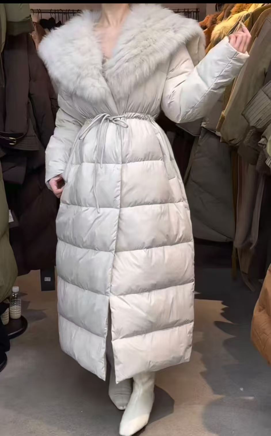 女装轻奢风百搭收腰大衣