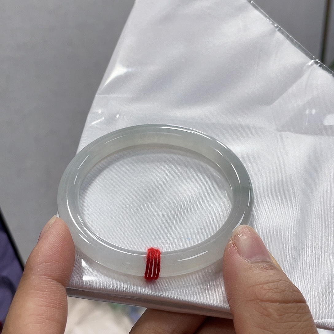 翡翠未镶嵌手镯翡翠