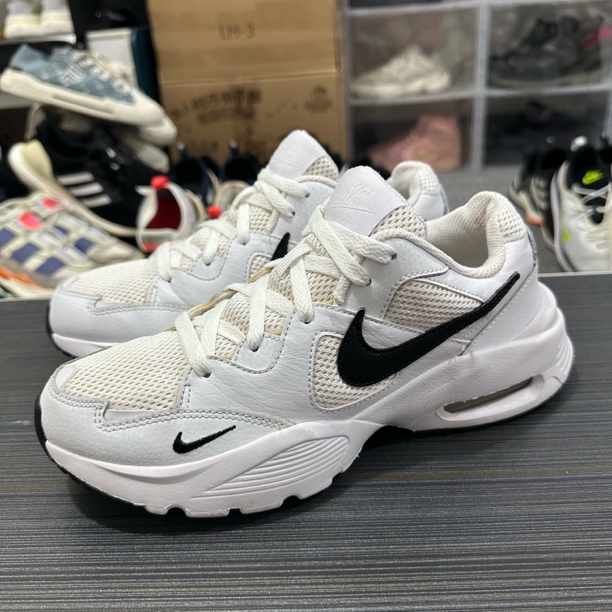 95新 maje 40码/Air Max Fusion 低帮跑步鞋 白色