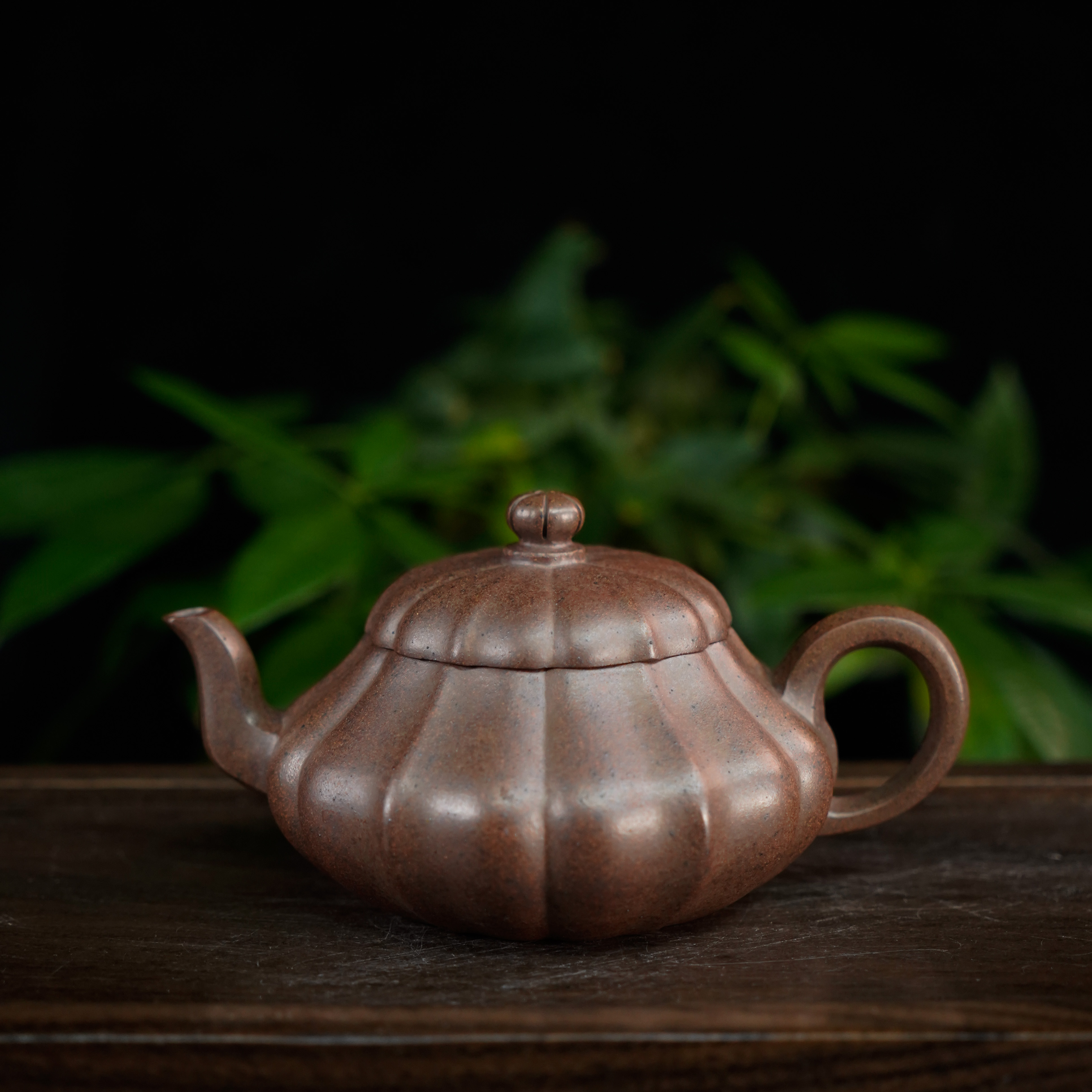 GSZS-4965   刘惠萍   宜兴手工紫砂   筋纹石瓢