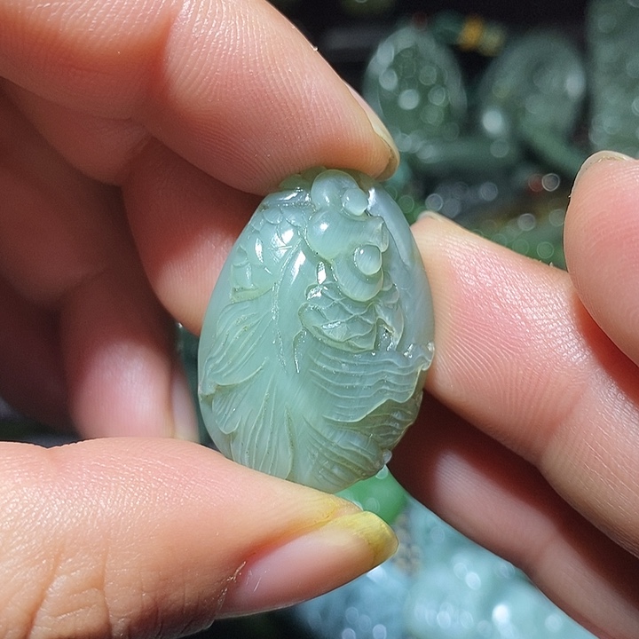 和田玉（糖玉）未镶嵌吊坠(不含链)