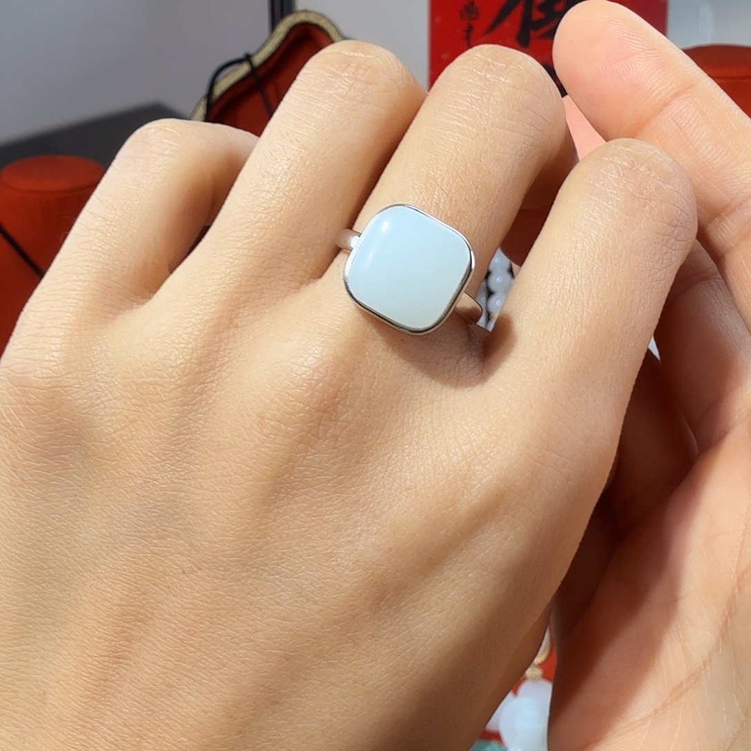 和田玉银S925镶嵌颈饰