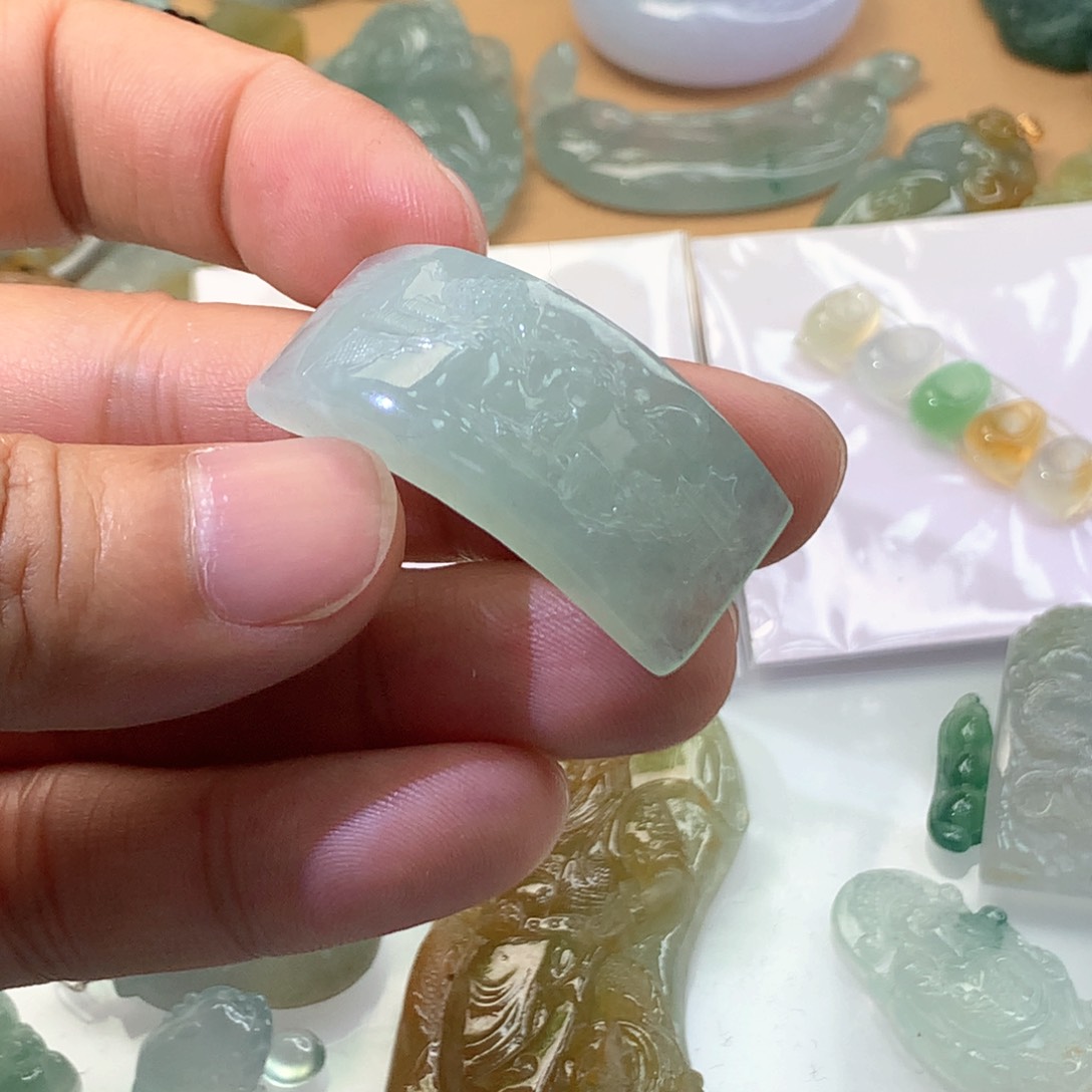 未镶嵌手链翡翠尚****制手牌