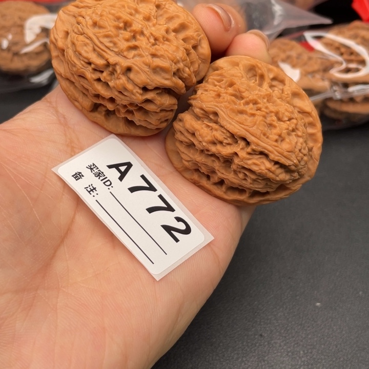 文玩核桃吊坠核桃