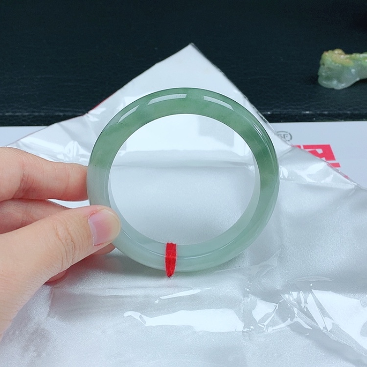 【闪购商品】翡翠手镯未镶嵌天然翡翠手镯