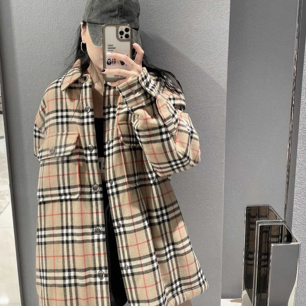 99新 BURBERRY/博柏利 格纹夹克外套/M码/A04784