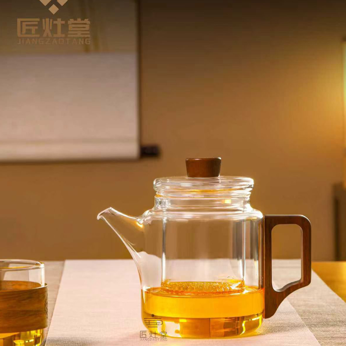 传奇壶500毫升大容量加厚耐热过滤家用养生实木把手玻璃泡茶壶