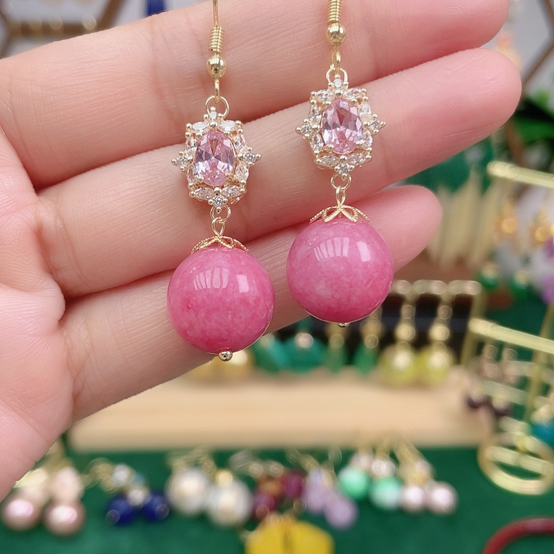 石英质玉合金耳饰