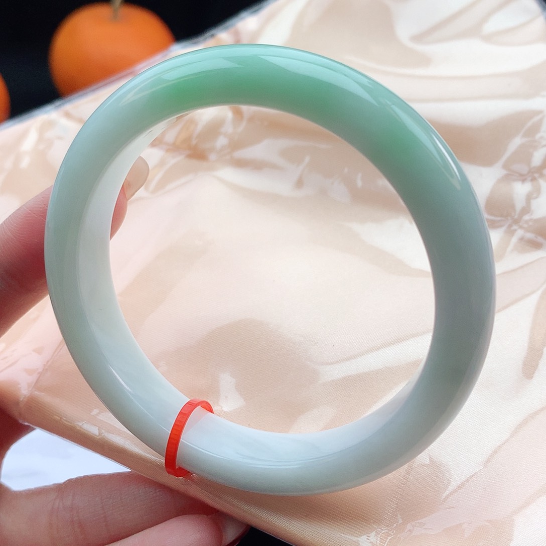 翡翠手镯未镶嵌59圈口290040