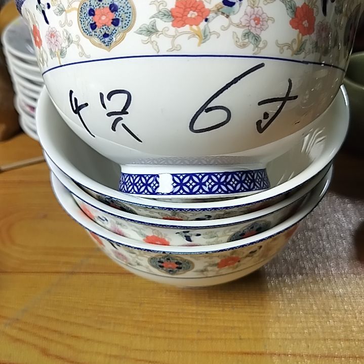 盘瓷片陶瓷杯盘壶碗都有