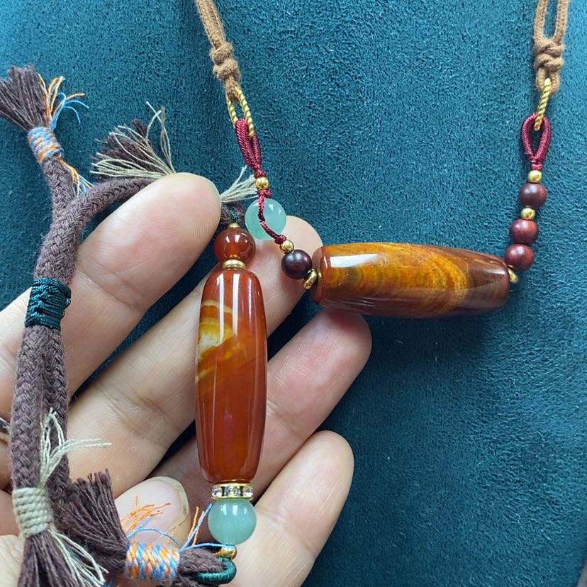 【闪购商品】石英质玉吊坠，手牌未镶嵌