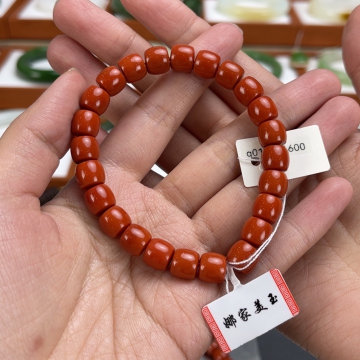 和田玉手串未镶嵌?****n