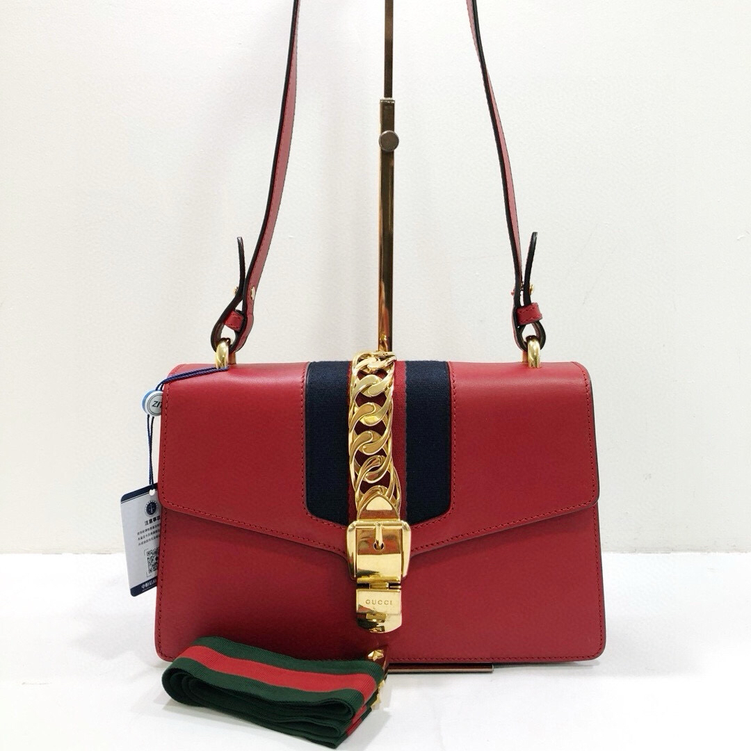 95新 GUCCI/古驰 红色全皮中号塞尔维亚单肩斜挎包