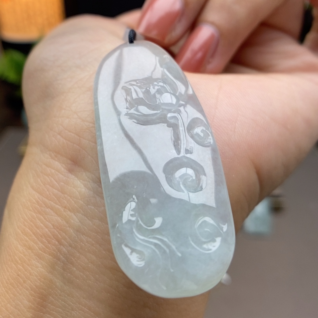翡翠未镶嵌颈饰吊坠