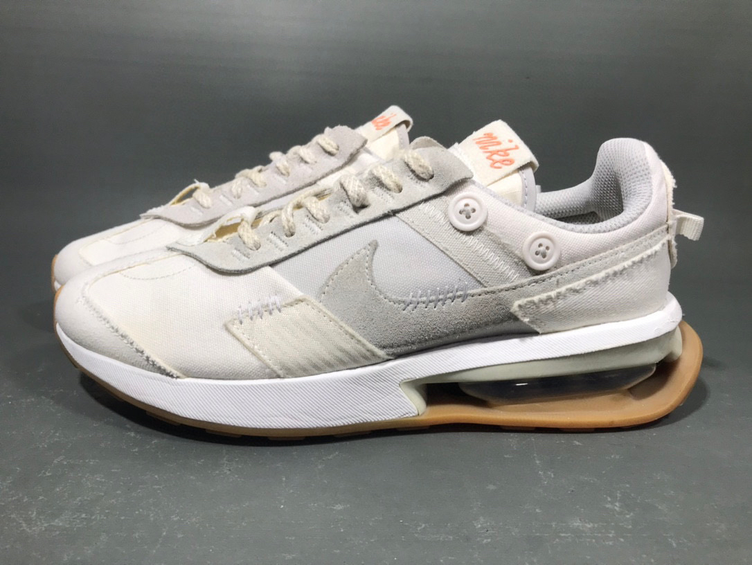 41码 耐克 Air Max 白色运动鞋跑步鞋/9新无原盒