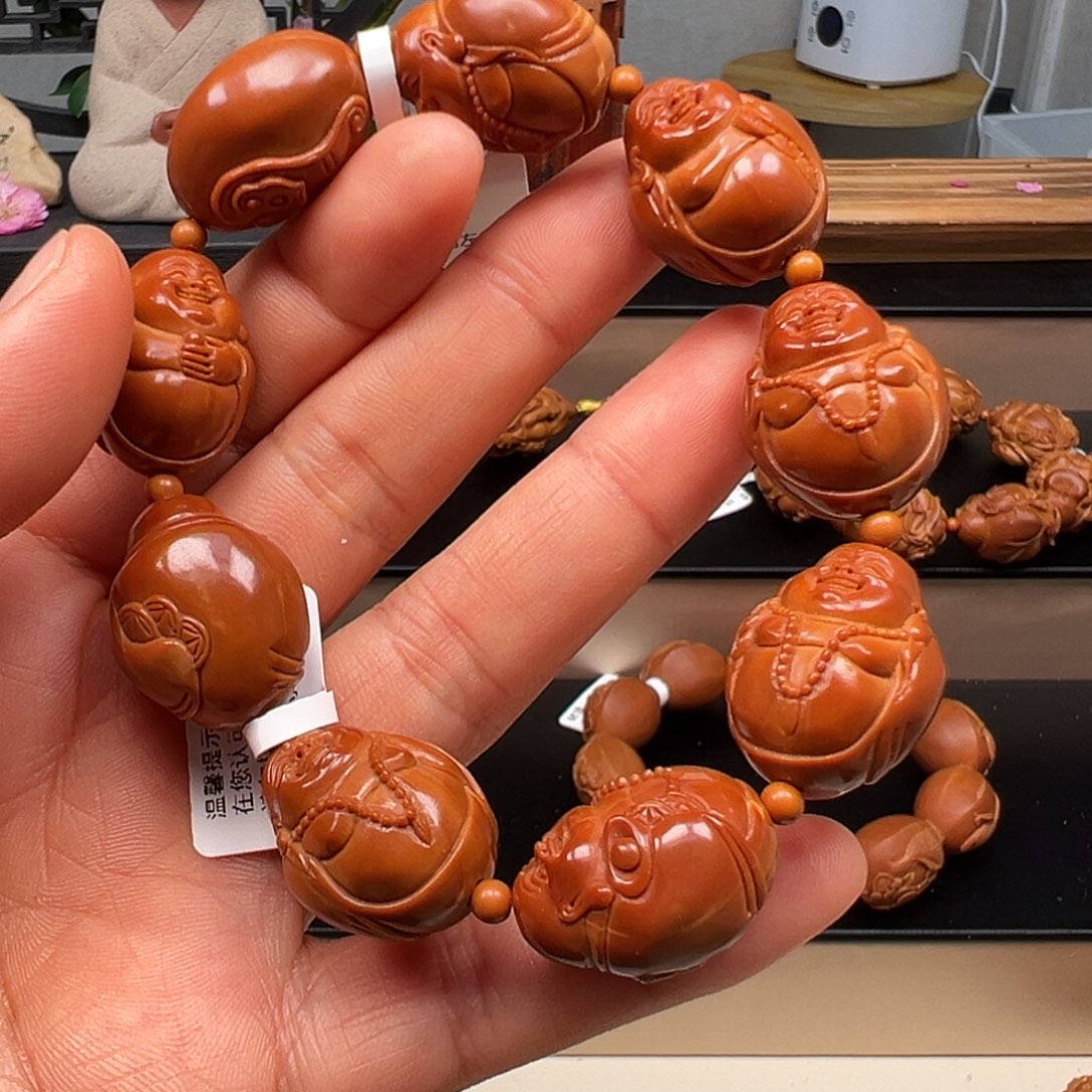 橄榄核吊坠虚*藏弥勒手串