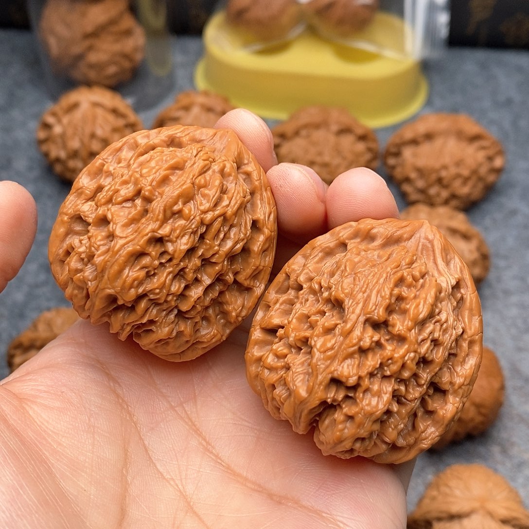 文玩核桃把件高炮南疆41红皮