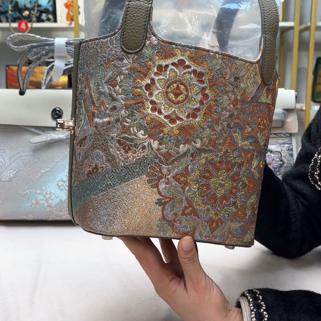 织绣直播间浮力大漏