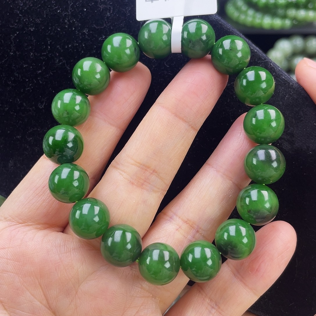 和田玉（碧玉）未镶嵌手链