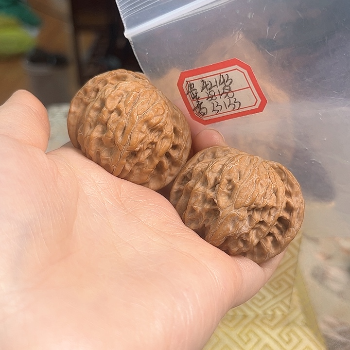 文玩核桃把件磨盘