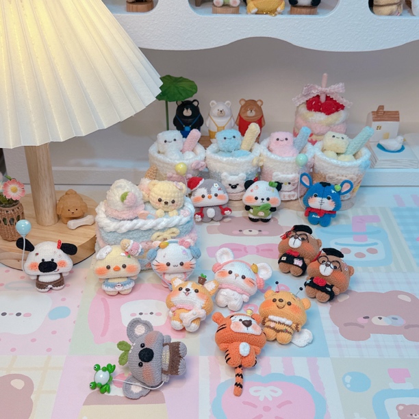 纯手工钩针编织成品玩偶匙扣挂件创意礼物（直播间改价）针织玩偶