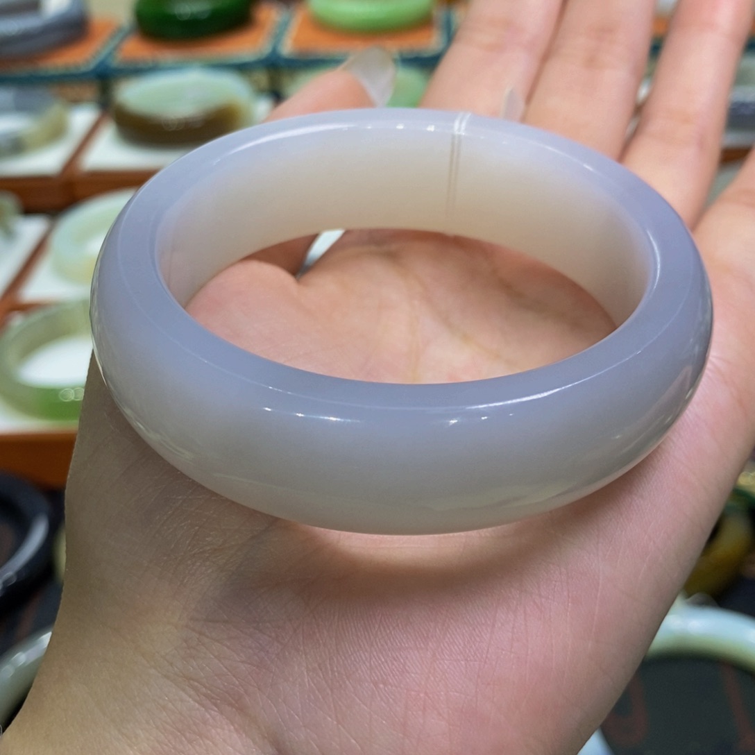 和田玉手镯未镶嵌高冰紫白56-57