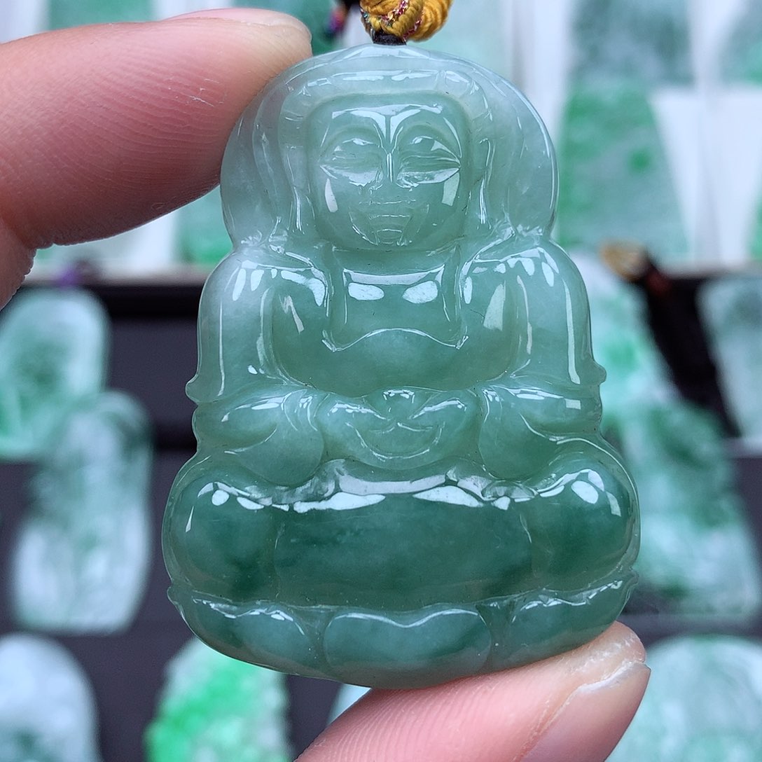 翡翠颈饰未镶嵌翡翠吊坠