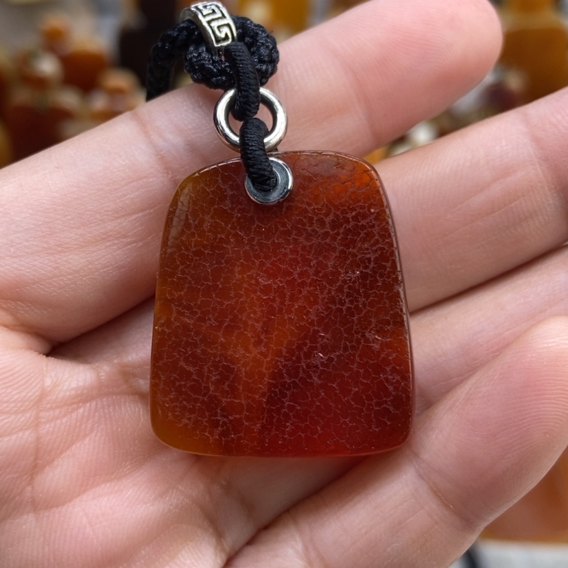 【闪购商品】琥珀颈饰未镶嵌