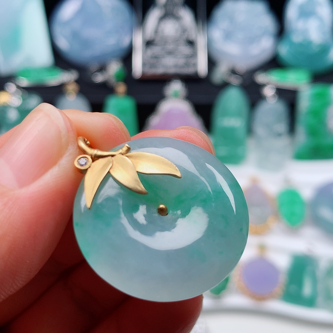 翡翠颈饰未镶嵌卡6.4