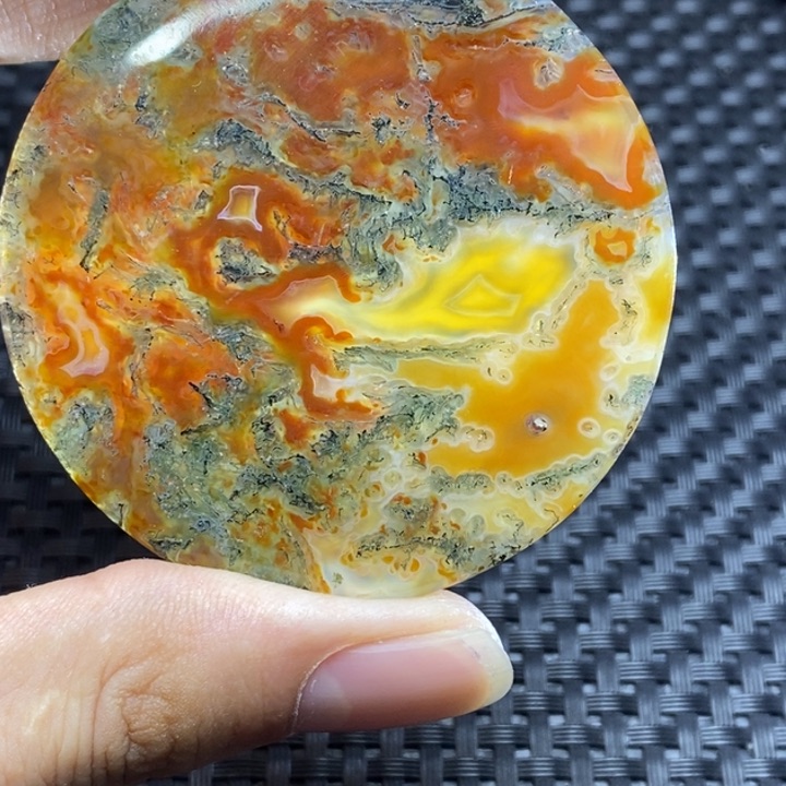 玛瑙/玉髓颈饰未镶嵌何***结