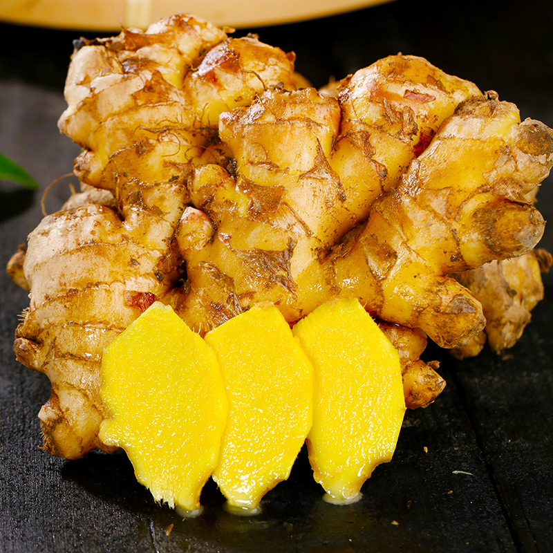 云南新鲜现挖小黄姜辛辣老姜可用于月子烹饪的蔬菜